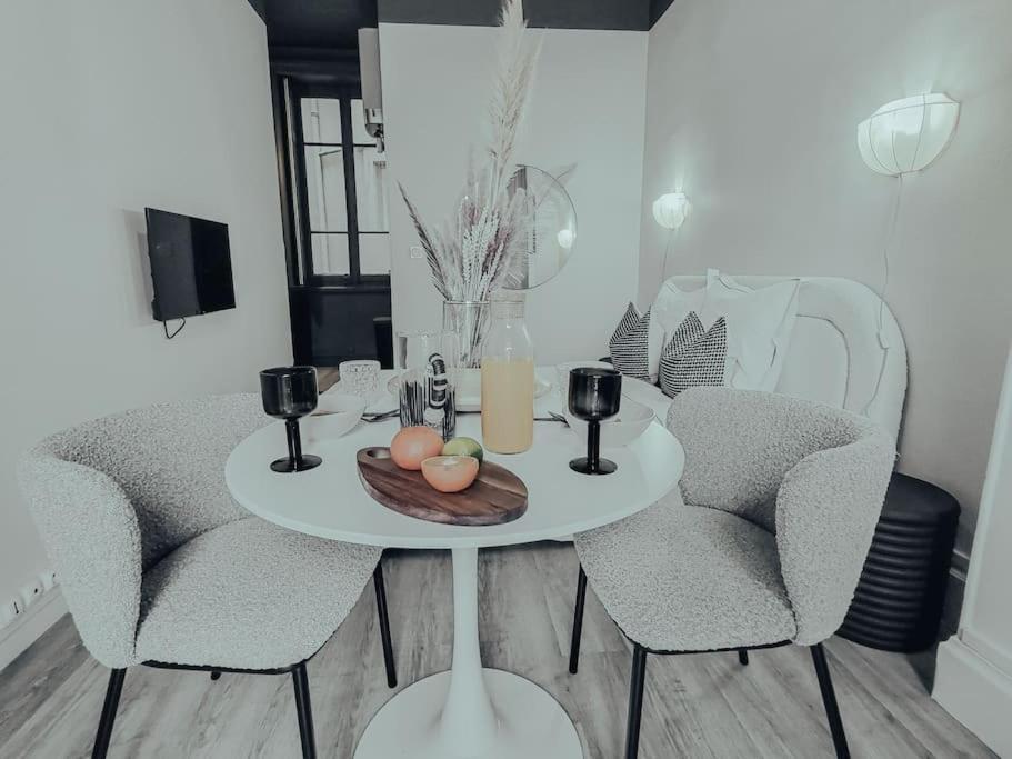 Suite Opium Lyon Exterior photo