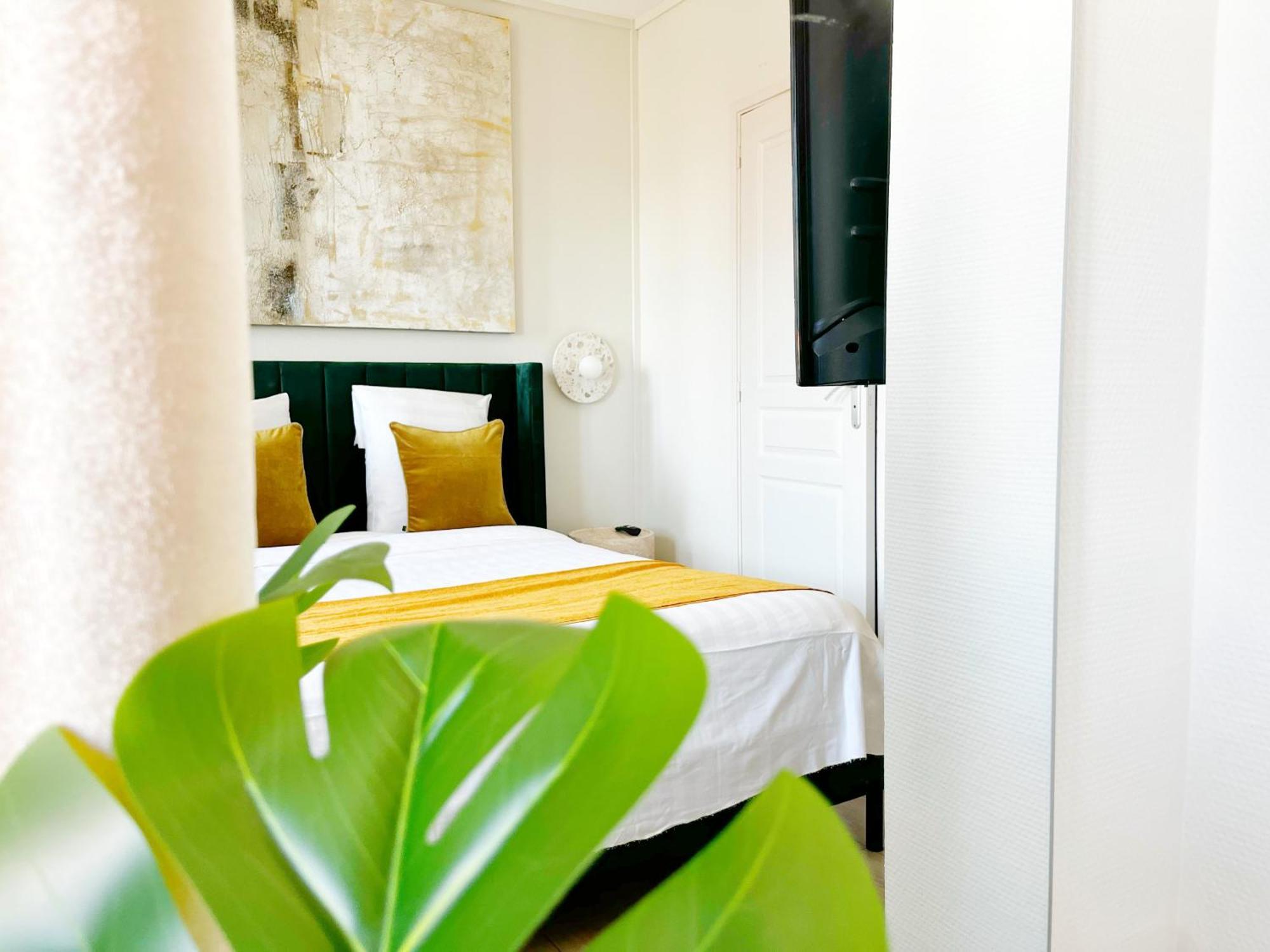 Suite Opium Lyon Exterior photo